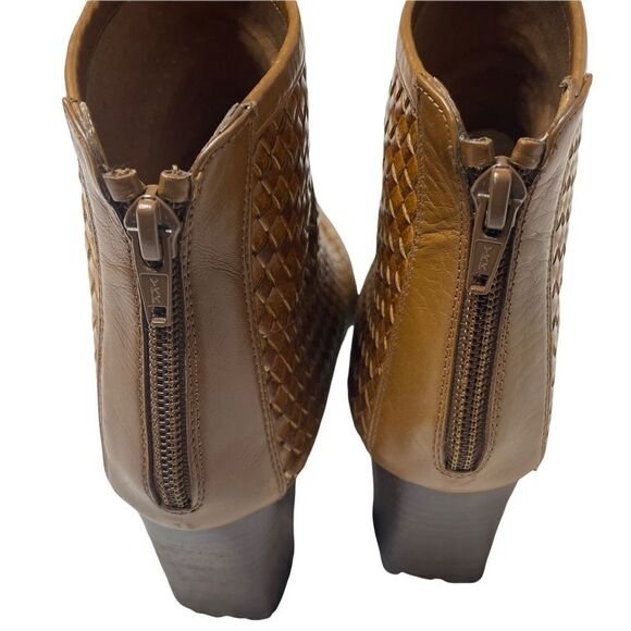 Stuart Weitzman woven leather brown boots booties 9 m - Picture 10 of 11